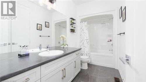 180 Eccles Avenue, Durham, ON - Indoor Photo Showing Bathroom