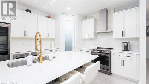 180 Eccles Avenue, Durham, ON - Indoor Photo Showing Kitchen With Upgraded Kitchen