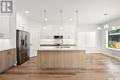 2509 Woodward Avenue, Saskatoon, SK - Indoor Photo Showing Kitchen With Double Sink With Upgraded Kitchen