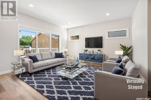 2509 Woodward Avenue, Saskatoon, SK - Indoor Photo Showing Living Room