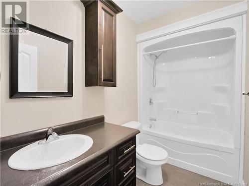 120 Senese Street, Moncton, NB - Indoor Photo Showing Bathroom