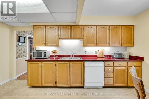 20 Kensington Street, Cramahe (Colborne), ON - Indoor Photo Showing Kitchen With Double Sink