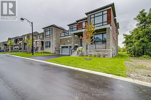 37 Woodhaven Avenue, Aurora (Aurora Estates), ON - Outdoor With Facade