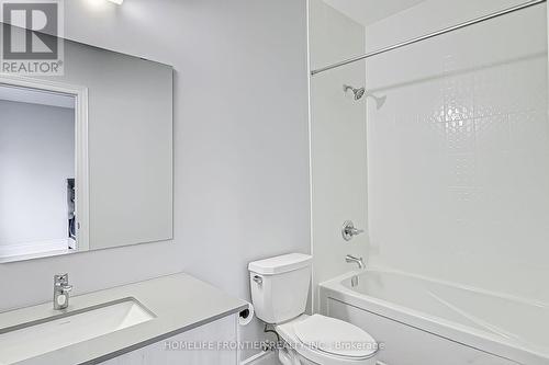 37 Woodhaven Avenue, Aurora (Aurora Estates), ON - Indoor Photo Showing Bathroom