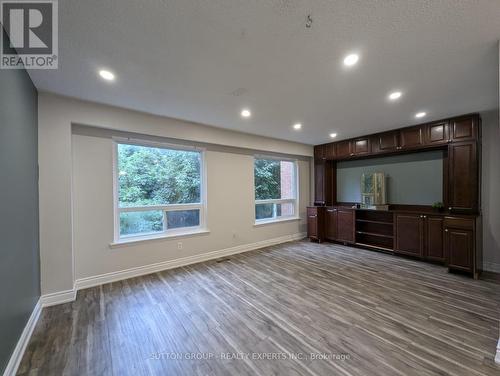 76 Moregate Crescent, Brampton (Central Park), ON - Indoor