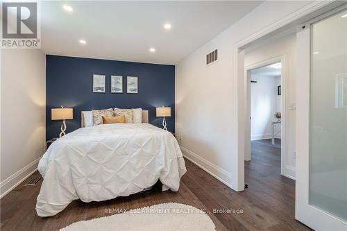 1017 Plains View Avenue, Burlington (Lasalle), ON - Indoor Photo Showing Bedroom