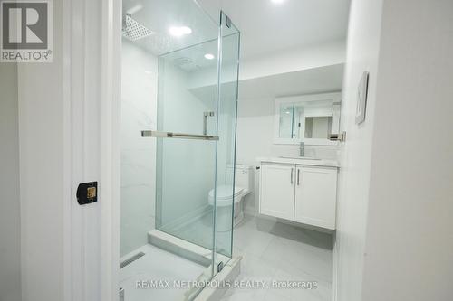 77 Hatherley Road, Toronto (Caledonia-Fairbank), ON - Indoor Photo Showing Bathroom