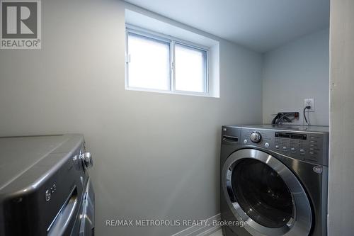 77 Hatherley Road, Toronto (Caledonia-Fairbank), ON - Indoor Photo Showing Laundry Room