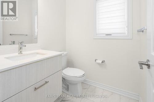 141 Shepherd Drive, Barrie, ON - Indoor Photo Showing Bathroom