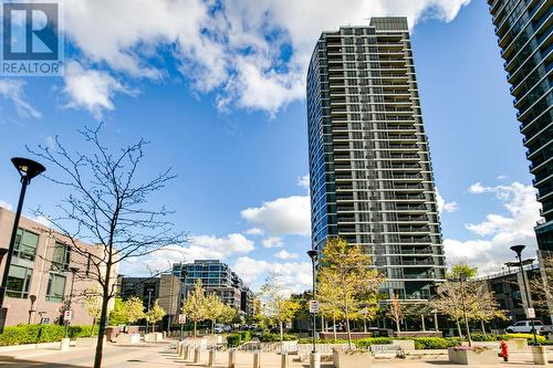 2009 - 9 Valhalla Inn Road, Toronto (Islington-City Centre West), ON - Outdoor With Facade