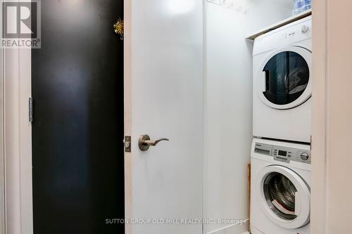 2009 - 9 Valhalla Inn Road, Toronto (Islington-City Centre West), ON - Indoor Photo Showing Laundry Room