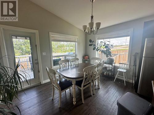 1708 82 Avenue, Dawson Creek, BC - Indoor Photo Showing Dining Room