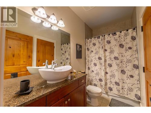 14419 Downton Avenue Unit# 211, Summerland, BC - Indoor Photo Showing Bathroom