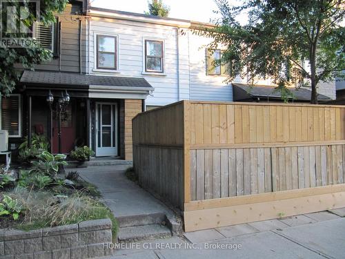 23 Myrtle Avenue, Toronto (South Riverdale), ON - Outdoor