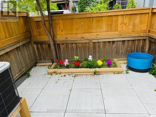 23 Myrtle Avenue, Toronto (South Riverdale), ON - Outdoor With Deck Patio Veranda