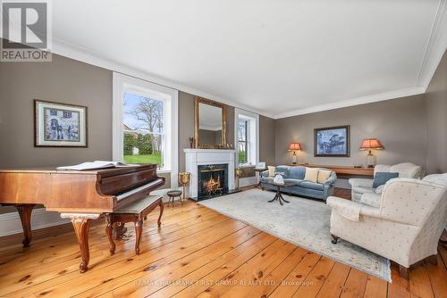 638 County 28 Road, Cavan Monaghan (Millbrook), ON - Indoor Photo Showing Living Room With Fireplace