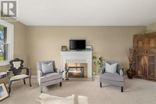 638 County 28 Road, Cavan Monaghan (Millbrook), ON - Indoor Photo Showing Living Room With Fireplace