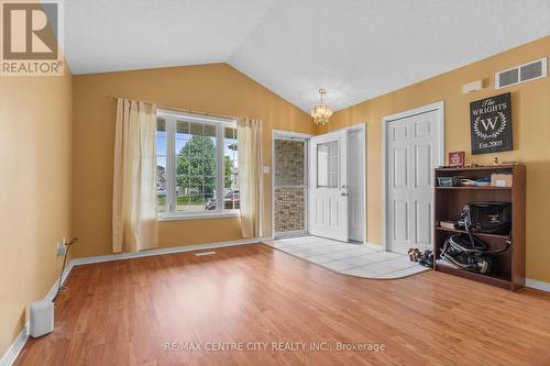 270 Exmouth Circle, London, ON - Indoor Photo Showing Other Room