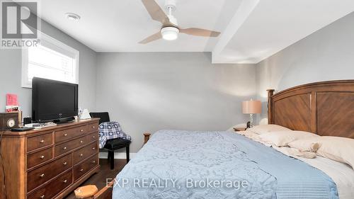 14 Rockingham Court, London, ON - Indoor Photo Showing Bedroom