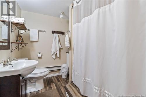 13 Dubois Road, Saint-Louis-De-Kent, NB - Indoor Photo Showing Bathroom