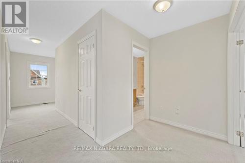 177 Wright Crescent, Niagara-On-The-Lake, ON - Indoor Photo Showing Other Room