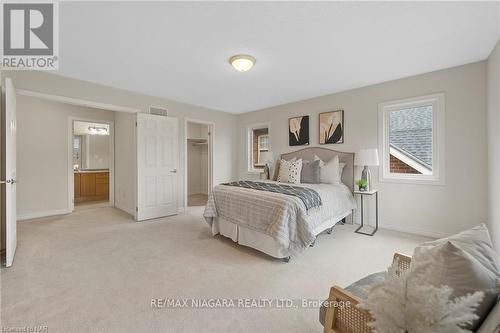 177 Wright Crescent, Niagara-On-The-Lake, ON - Indoor Photo Showing Bedroom