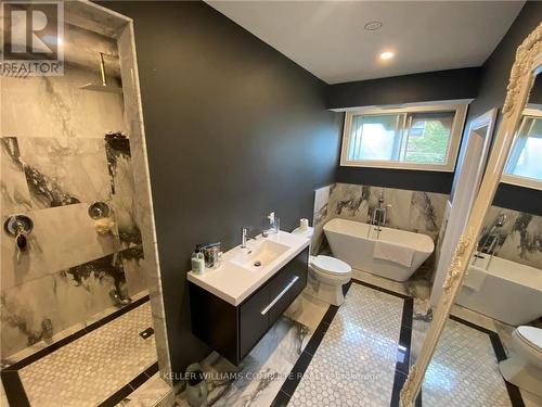 169 Delaware Avenue, Hamilton (St. Clair), ON - Indoor Photo Showing Bathroom