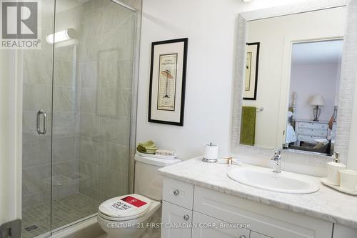 540 Gatestone Road, London, ON - Indoor Photo Showing Bathroom