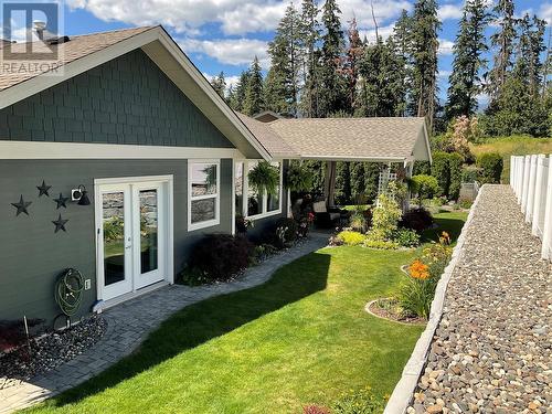 1581 20 Street Unit# 40, Salmon Arm, BC - Outdoor