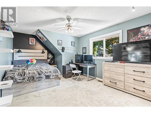 1404 41 Avenue, Vernon, BC - Indoor Photo Showing Bedroom