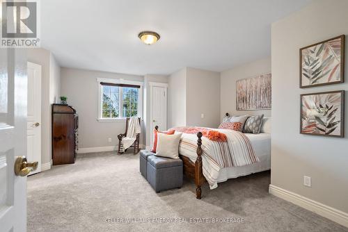 418 Euclid Street, Whitby (Downtown Whitby), ON - Indoor Photo Showing Bedroom