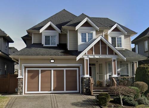 72Xx 201 Street, Langley, BC - Outdoor With Facade