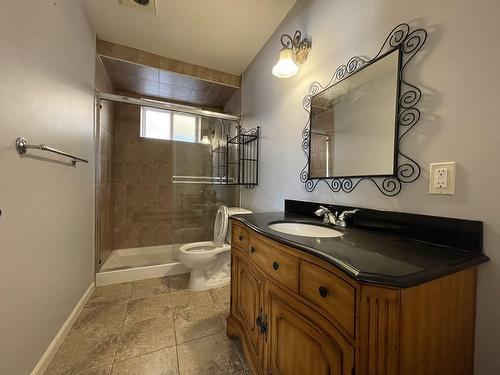 72Xx 201 Street, Langley, BC - Indoor Photo Showing Bathroom