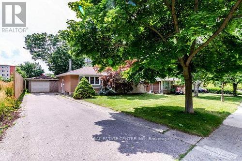 273 Sunview Street, Waterloo, ON - Outdoor