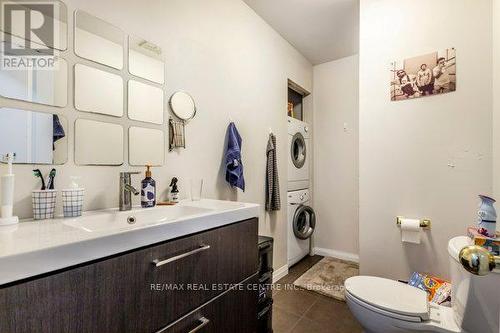 43 Hickory Street W, Waterloo, ON - Indoor Photo Showing Bathroom