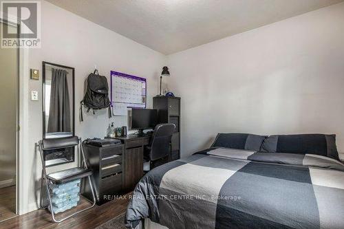 43 Hickory Street W, Waterloo, ON - Indoor Photo Showing Bedroom