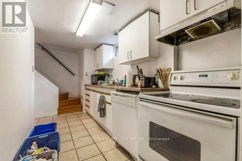 43 Hickory Street W, Waterloo, ON - Indoor Photo Showing Kitchen