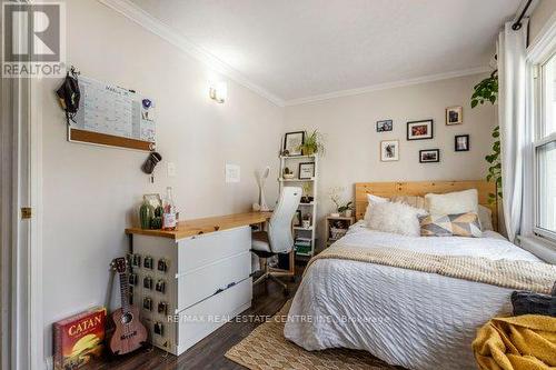 43 Hickory Street W, Waterloo, ON - Indoor Photo Showing Bedroom