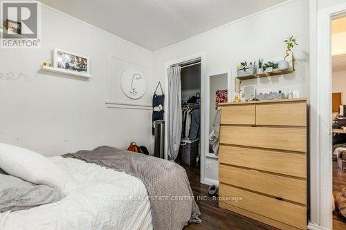 43 Hickory Street W, Waterloo, ON - Indoor Photo Showing Bedroom