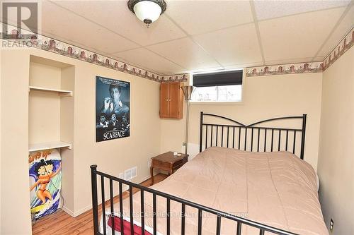 91 Dana Drive, Hamilton (Balfour), ON - Indoor Photo Showing Bedroom