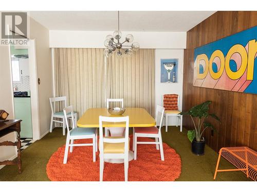 1738 Smithson Drive, Kelowna, BC - Indoor Photo Showing Dining Room