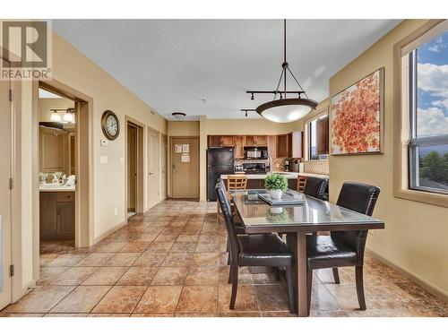 654 Cook Road Unit# 443, Kelowna, BC - Indoor Photo Showing Dining Room