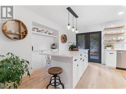 468 Rose Valley Road, West Kelowna, BC - Indoor Photo Showing Kitchen