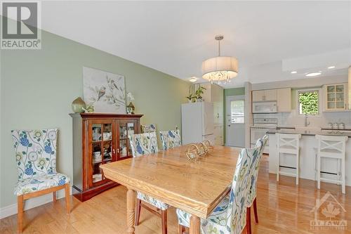 6 Bainbridge Avenue, Ottawa, ON - Indoor Photo Showing Dining Room