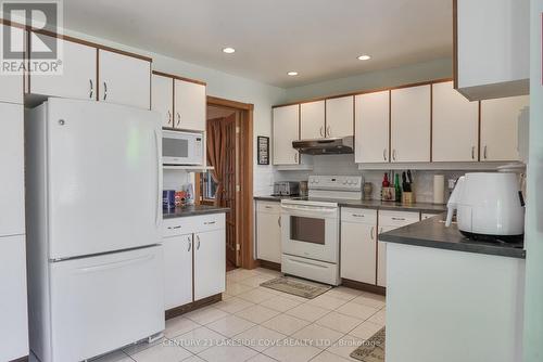 40 Ridge Avenue, Ramara (Brechin), ON - Indoor Photo Showing Kitchen