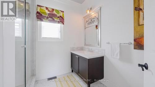 83 Barraclough Boulevard, Halton Hills, ON - Indoor Photo Showing Bathroom