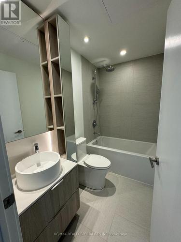 2108 - 28 Ann Street, Mississauga, ON - Indoor Photo Showing Bathroom