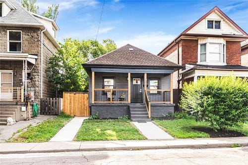 284 Grosvenor Avenue N, Hamilton, ON - Outdoor With Deck Patio Veranda With Facade