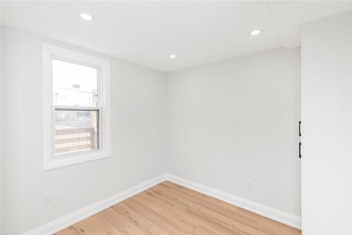 284 Grosvenor Avenue N, Hamilton, ON - Indoor Photo Showing Other Room