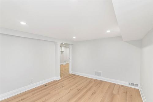 284 Grosvenor Avenue N, Hamilton, ON - Indoor Photo Showing Other Room